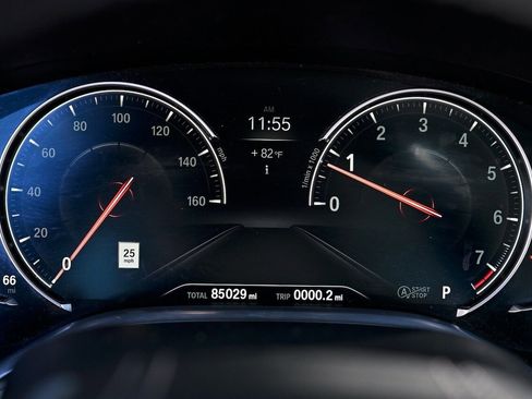 Used 2018 BMW 750i 750i image 28