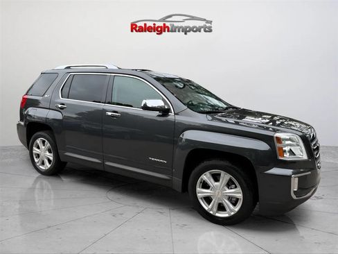 Used 2017 GMC Terrain SLT w/ Driver Alert Package I FWD image 21