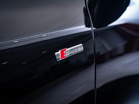 New 2025 Audi Q5 Premium Plus image 16