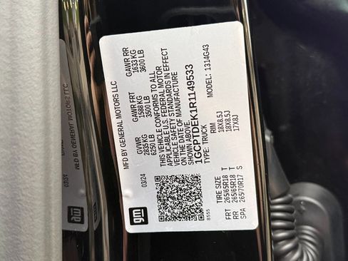 Certified 2024 Chevrolet Colorado Z71 w/ Z71 Convenience Package 2 image 10