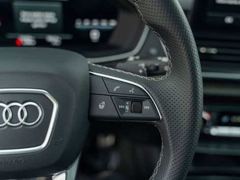 Used 2024 Audi SQ5 Premium Plus image 28