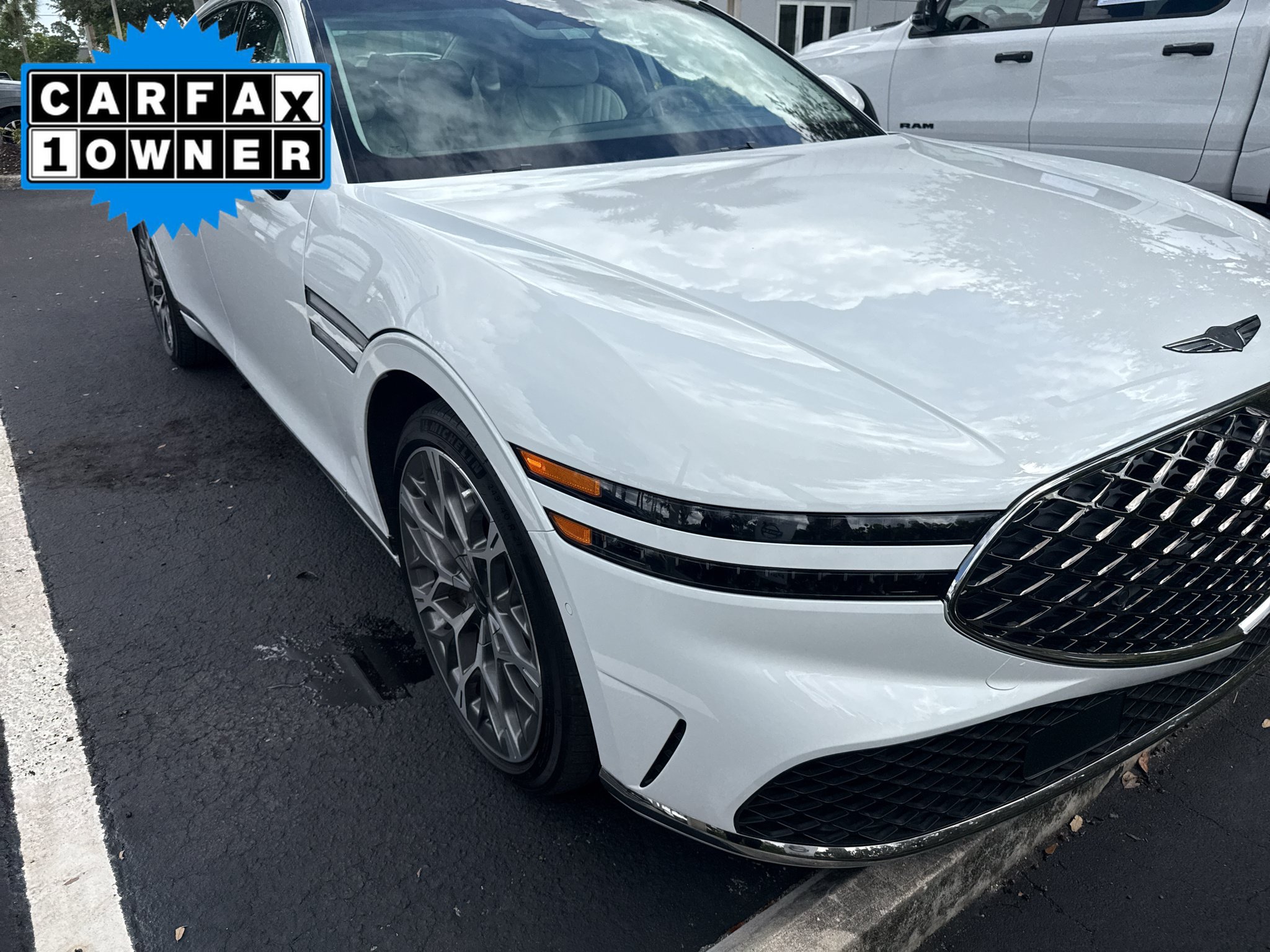 Used 2024 Genesis G90 3.5T AWD/4WD image 1