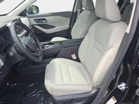 New 2026 Nissan Rogue Dark Armor FWD image 15