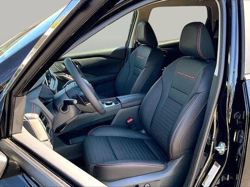 New 2026 Nissan Rogue SV AWD/4WD image 9