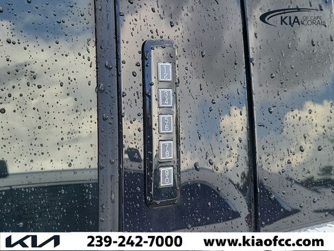Used 2024 Ford F150 Platinum w/ Equipment Group 703A Plus AWD/4WD image 10
