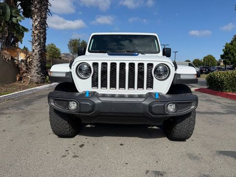 Used 2023 Jeep Wrangler Unlimited Rubicon 4xe AWD/4WD image 4