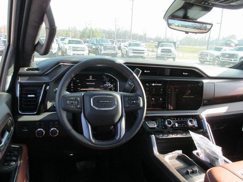 New 2026 GMC Sierra 3500 Denali Ultimate image 15