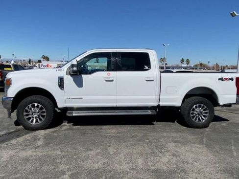 Used 2022 Ford F250 Lariat w/ Lariat Value Package AWD/4WD image 5
