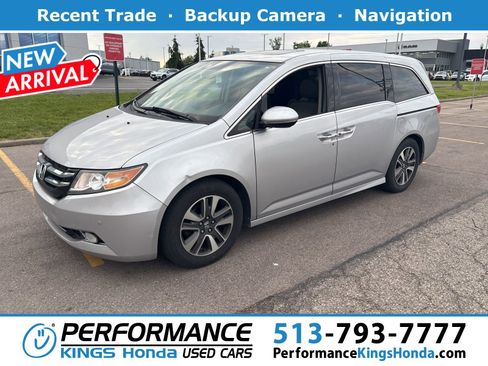 Used 2015 Honda Odyssey Touring image 1