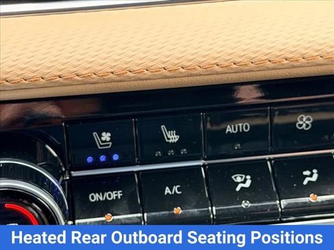 New 2026 Chevrolet Equinox ACTIV w/ Convenience Package III AWD/4WD image 21