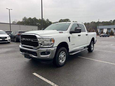 Used 2024 RAM 2500 Big Horn w/ Bed Utility Group image 2