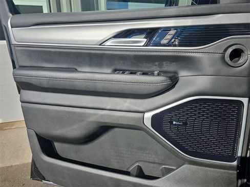 New 2026 Jeep Grand Wagoneer Limited image 29