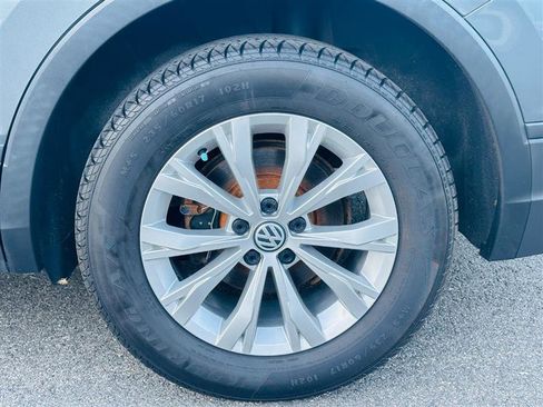 Used 2018 Volkswagen Tiguan S AWD/4WD image 16