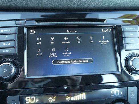 Used 2020 Nissan Rogue Sport SV w/ All-Weather Package image 38