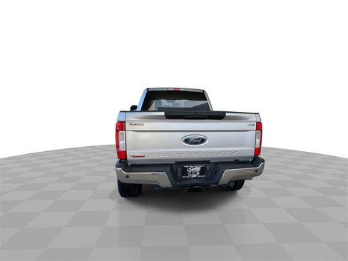 Used 2017 Ford F250 XLT w/ XLT Value Package image 7