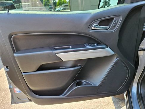 Used 2022 Chevrolet Colorado ZR2 AWD/4WD image 24