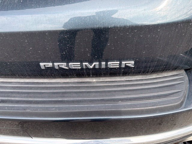 Used 2021 Chevrolet Suburban Premier w/ Premium Package AWD/4WD image 34