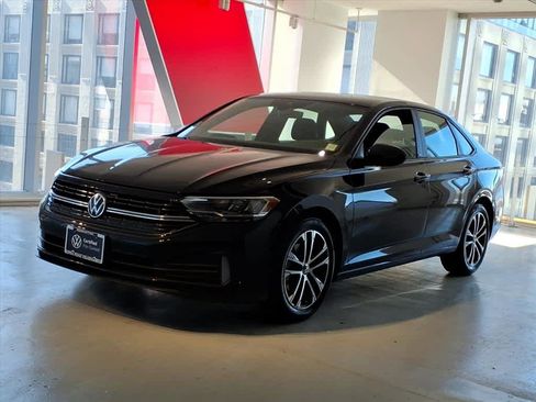 Used 2024 Volkswagen Jetta Sport image 1