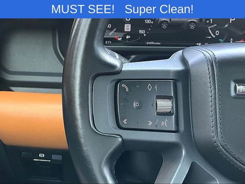 Used 2023 Land Rover Defender 110 X image 25