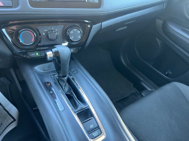 Used 2021 Honda HR-V LX image 15