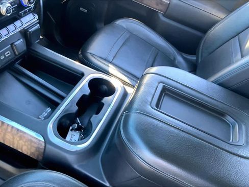 Used 2020 GMC Sierra 3500 Denali w/ Denali Ultimate Package image 16