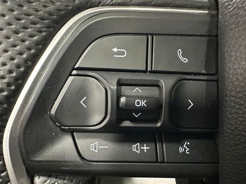 Used 2025 Toyota Tundra Platinum w/ TRD Off-Road Package AWD/4WD image 19