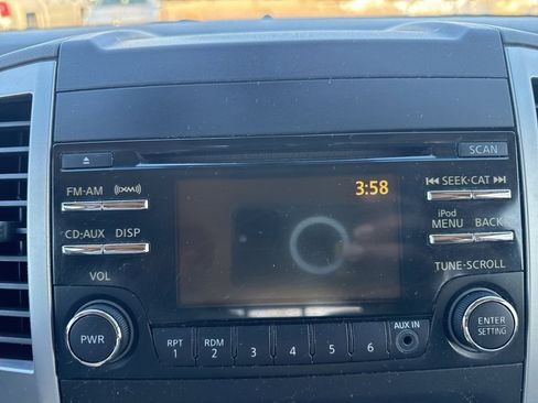 Used 2014 Nissan Frontier SV w/ SV Value Truck Package image 18