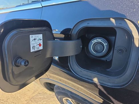 Used 2022 Lincoln Corsair AWD w/ Equipment Group 101A image 16