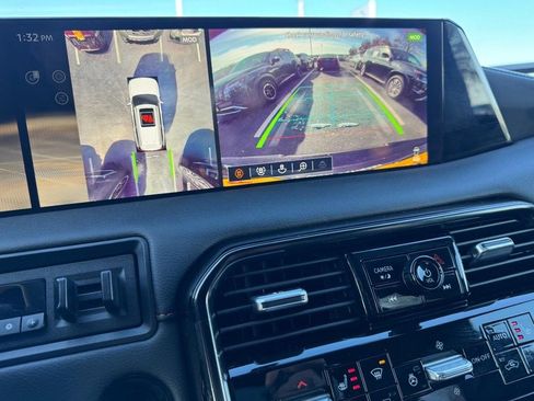 Used 2025 Nissan Armada PRO-4X image 22