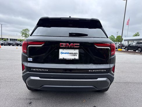 New 2026 GMC Terrain Elevation FWD image 8