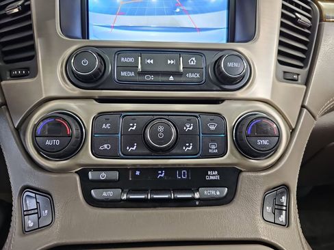 Used 2017 GMC Yukon XL Denali w/ Open Road Package image 27