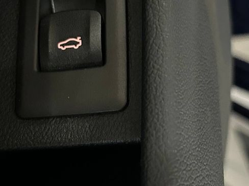 Used 2024 BMW M3 RWD image 37