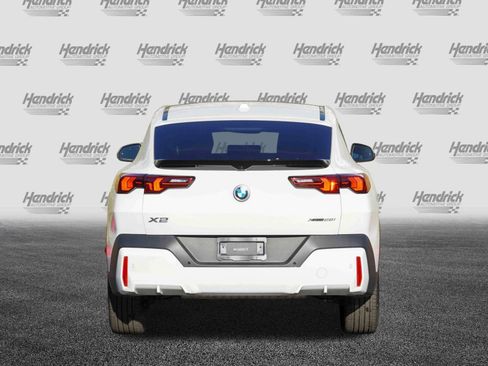 Certified 2025 BMW X2 xDrive28i w/ Premium Package image 7