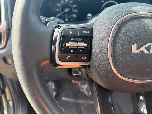 Certified 2023 Kia Sorento SX Prestige image 28
