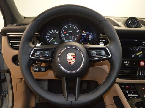 New 2026 Porsche Macan image 20