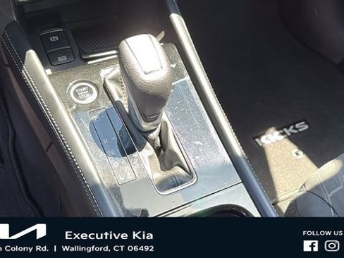 Used 2023 Nissan Kicks SV FWD image 19