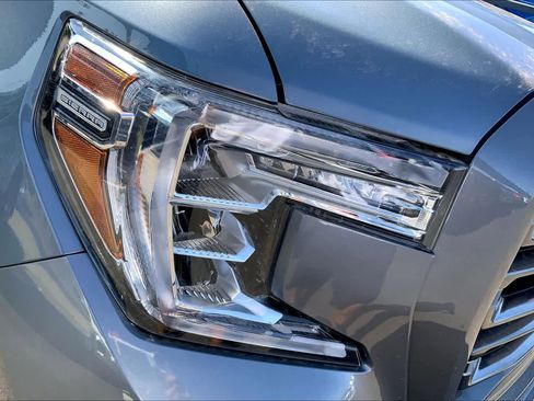Used 2019 GMC Sierra 1500 AT4 w/ AT4 Premium Package AWD/4WD image 28