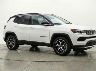 Used 2025 Jeep Compass Limited video 1