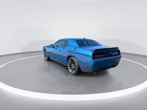 Used 2021 Dodge Challenger R/T Scat Pack RWD image 7