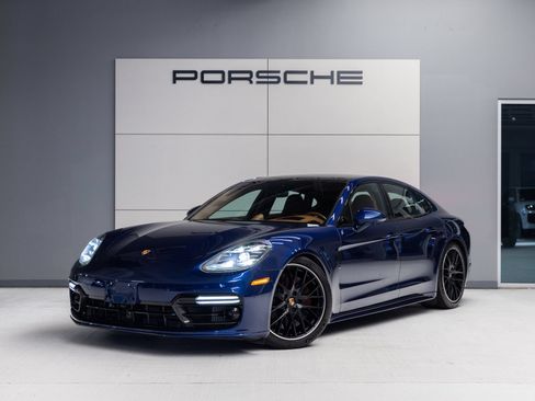 Certified 2022 Porsche Panamera Turbo S AWD/4WD image 1