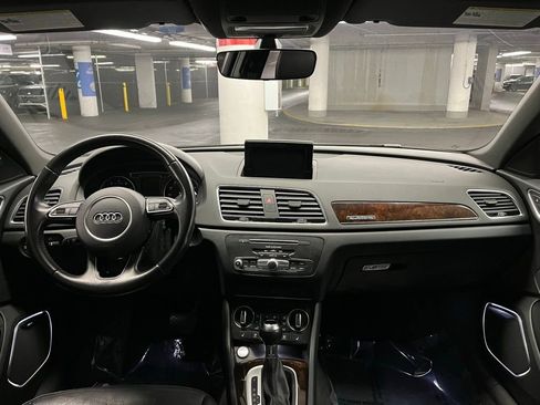 Used 2018 Audi Q3 2.0T Premium Plus w/ Premium Plus Package image 6