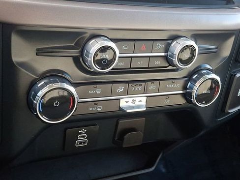 Used 2025 Ford F150 XLT w/ Equipment Group 301A Standard image 12