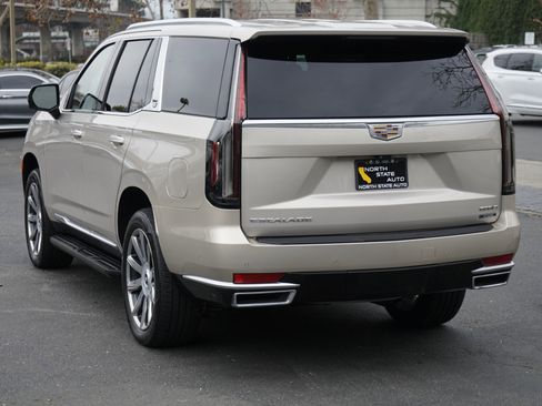 Used 2021 Cadillac Escalade Premium Luxury Platinum image 10