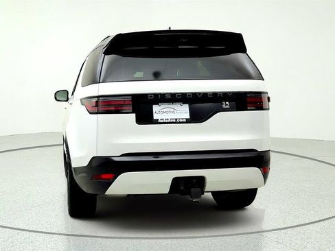Used 2025 Land Rover Discovery Dynamic SE AWD/4WD image 6
