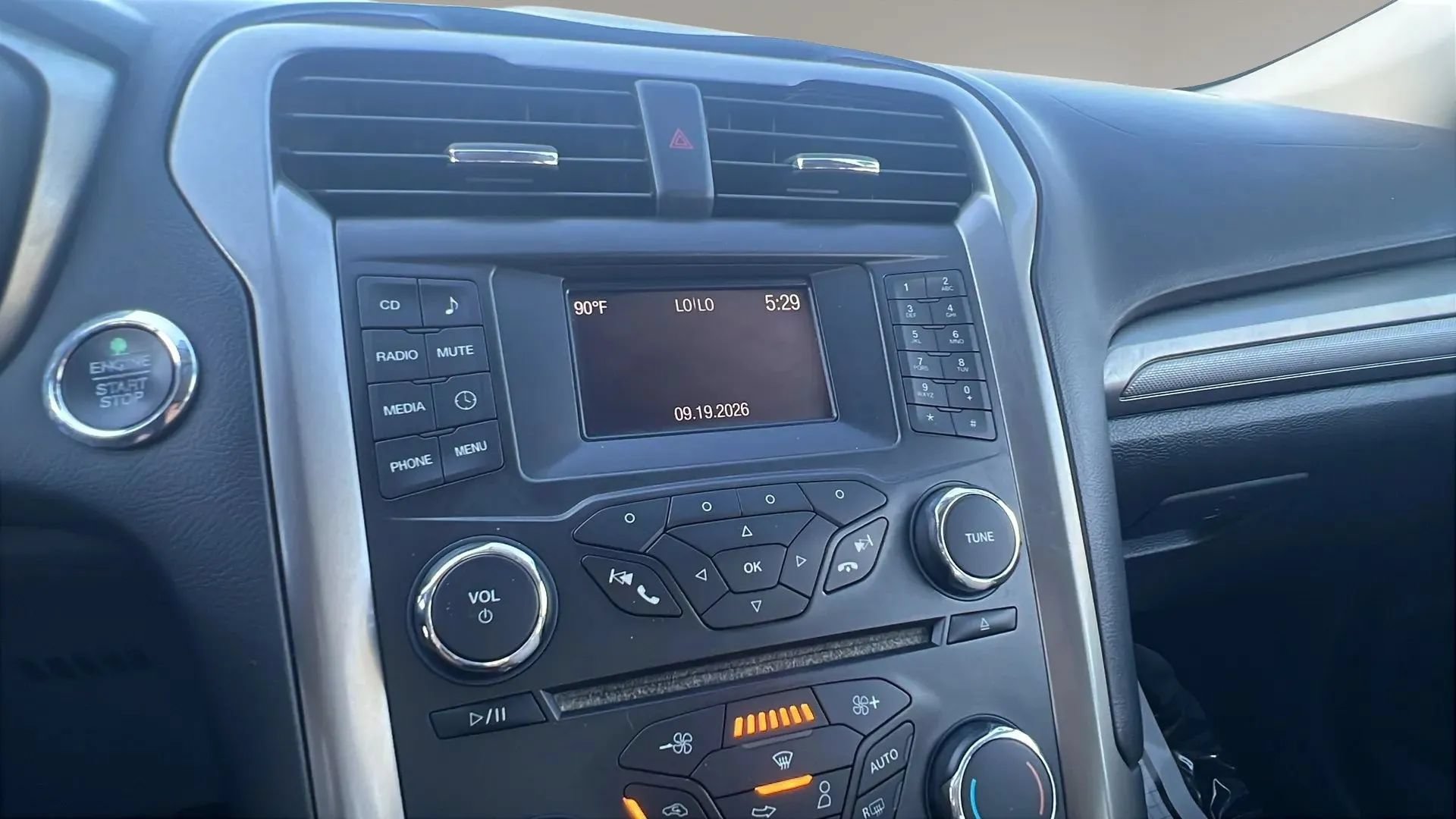 Used 2018 Ford Fusion S FWD image 12