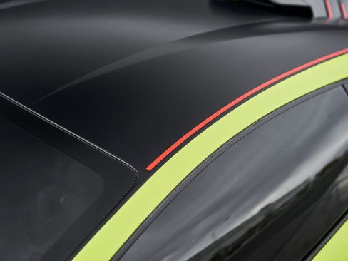 Used 2022 Lamborghini Huracan STO image 10