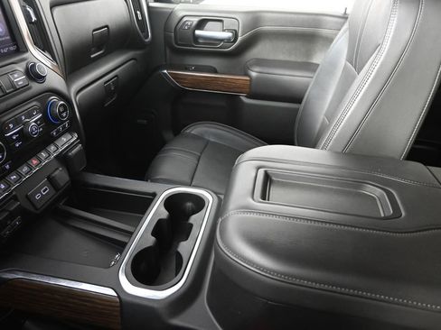 Used 2020 Chevrolet Silverado 3500 High Country w/ Z71 Off-Road Package image 36