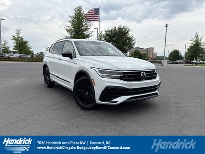 Used 2022 Volkswagen Tiguan SE R-Line