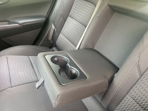 Used 2025 Chevrolet Equinox LT image 16