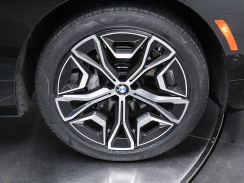 Used 2026 BMW iX xDrive60 AWD/4WD image 9